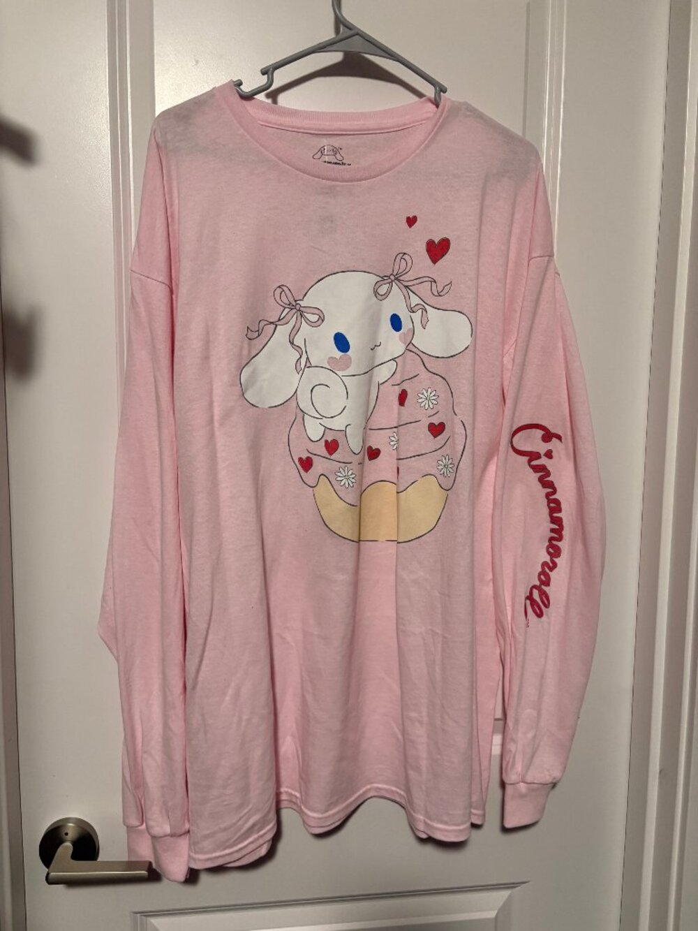 Bioworld Sanrio Cinnamoroll Pink Cupcake Long Sleeve Tee Size XXL NWT